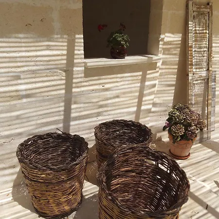 Πανσιόν Casetta In Campagna Aradeo