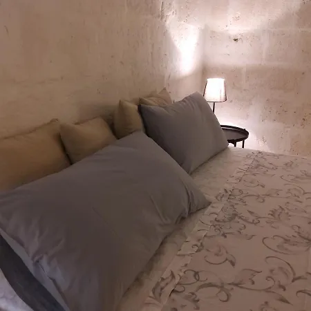 Πανσιόν Casetta In Campagna Aradeo