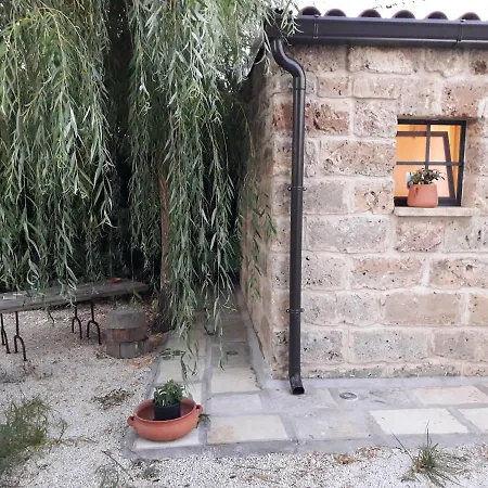 Casetta In Campagna Πανσιόν Aradeo