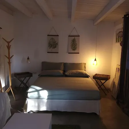 Guest house Casetta In Campagna 2*